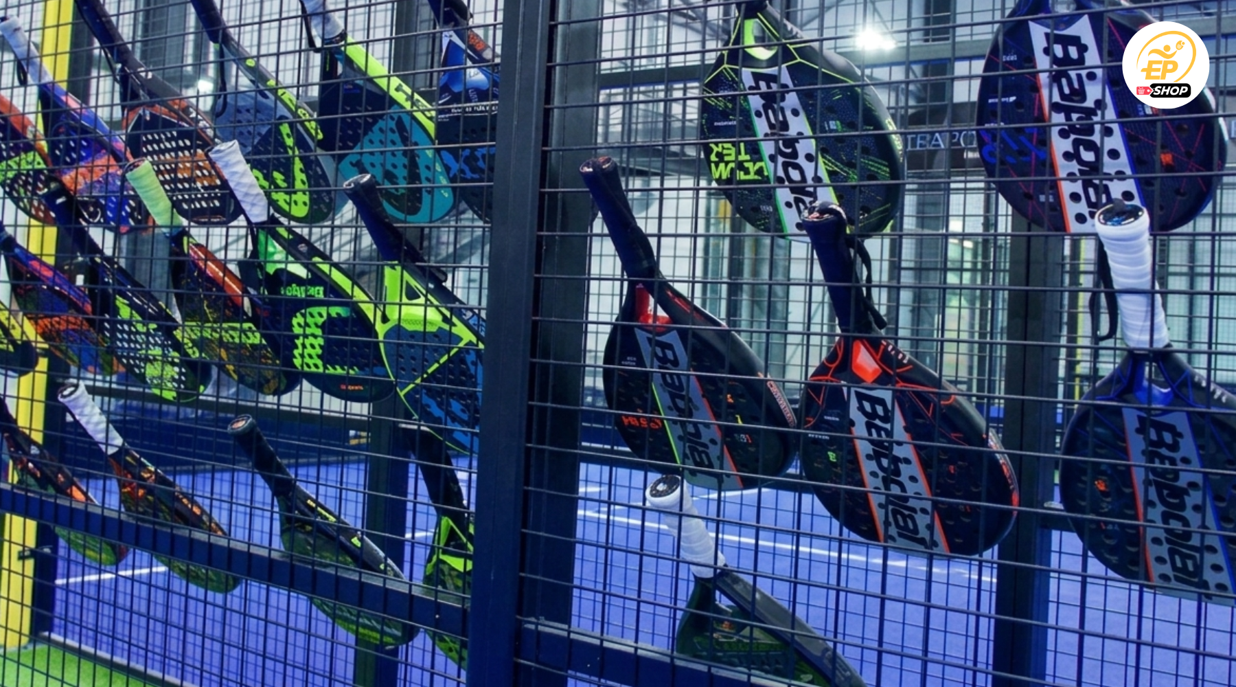 Raquette de padel puissante : quelle type de mousse choisir ? Rigide ou souple ?