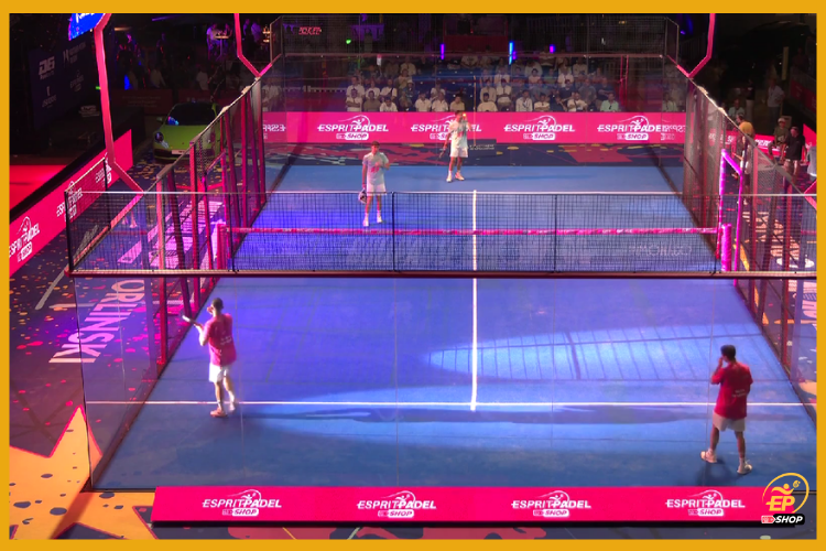À combien se joue le padel : 4 joueurs, 2 équipes, 1 seule règle.