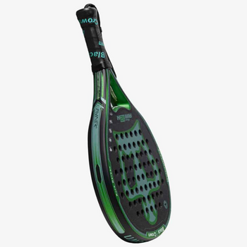 Raquette de padel Black Crown Piton air 12K 2024 incliné - Esprit Padel Shop