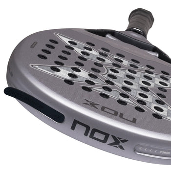Raquette de padel Nox Genius 18K Alum by Agustín Tapia 2027 - Esprit Padel Shop